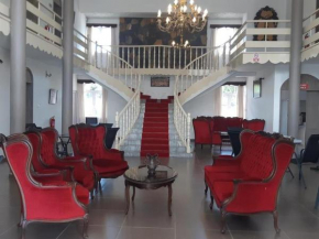 Room in BB - Room for two at Palais Otentik Restaurant n hotel
